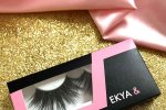 HOW TO APPLY FALSE EYELASHES LIKE A PRO